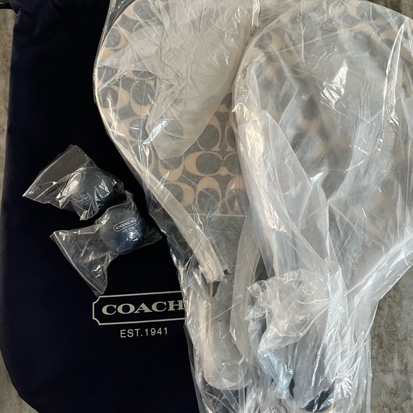 NO LONGER AVAILABLE Rare Coach Paddle ball/ Table tennis set. New never used. - Picture 6 of 7